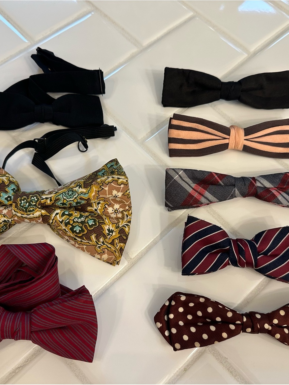 Vintage Men’s Bow Tie lot of (8) multicolor ormond royal hart made in USA